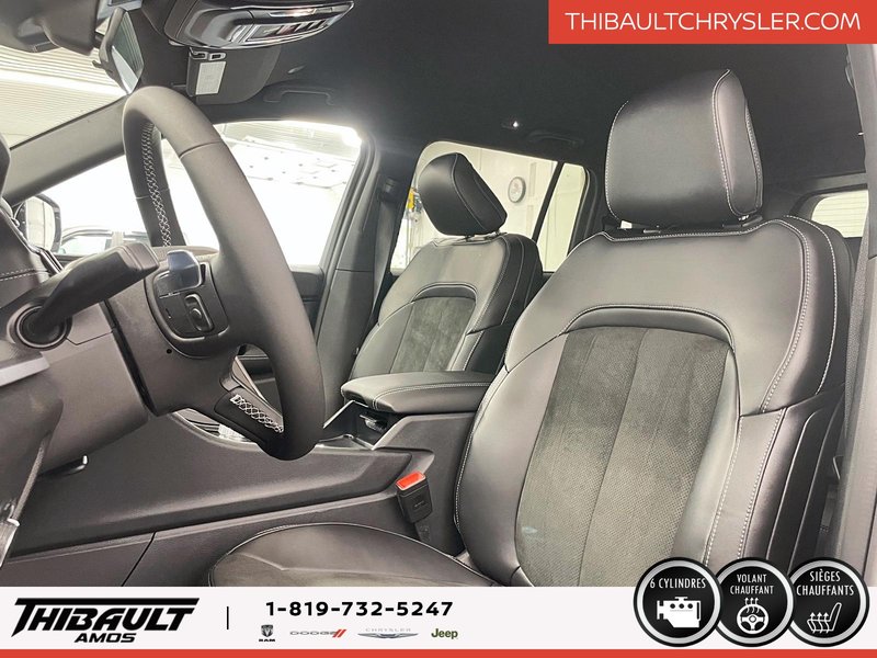 Jeep Grand Cherokee LAREDO ALTITUDE 2025