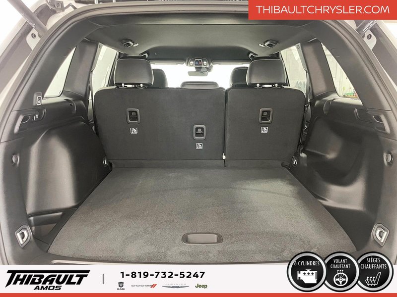 Jeep Grand Cherokee LAREDO ALTITUDE 2025