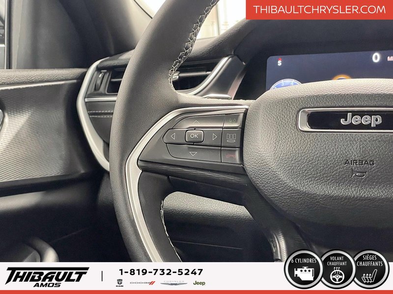 Jeep Grand Cherokee LAREDO ALTITUDE 2025