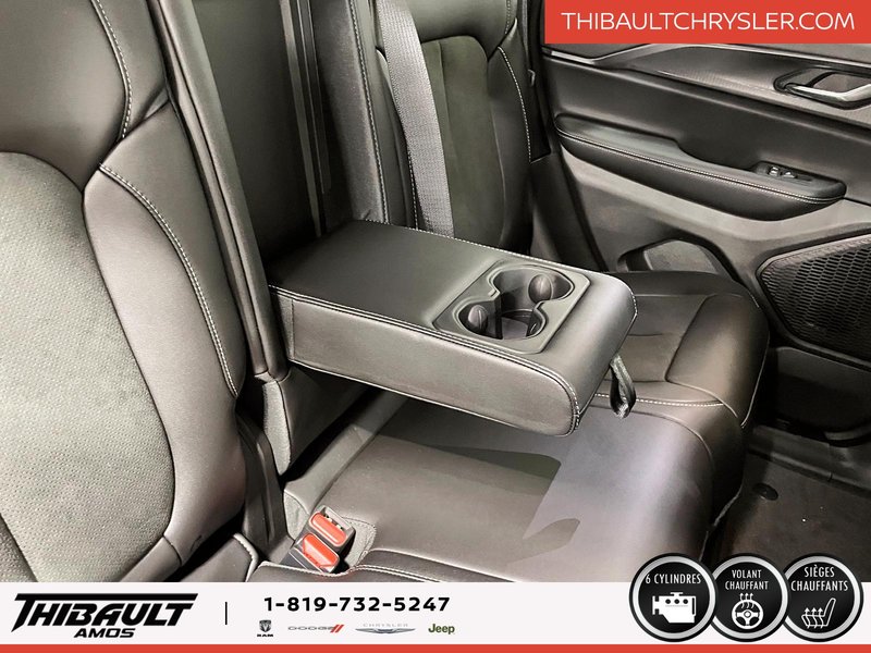 Jeep Grand Cherokee LAREDO ALTITUDE 2025