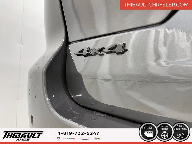 Jeep Grand Cherokee LAREDO ALTITUDE 2025