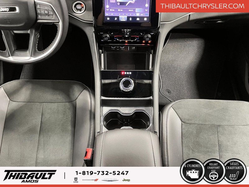 Jeep Grand Cherokee LAREDO ALTITUDE 2025