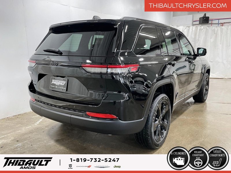 Jeep Grand Cherokee LAREDO ALTITUDE 2025