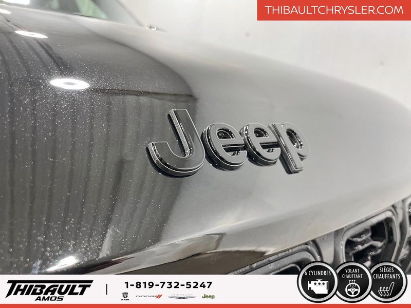 2025 Jeep Grand Cherokee LAREDO ALTITUDE