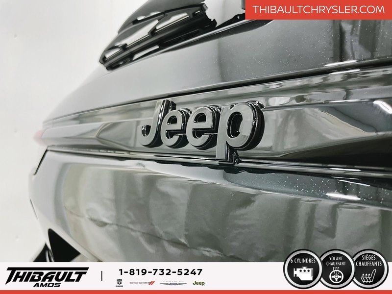 2025 Jeep Grand Cherokee LAREDO ALTITUDE