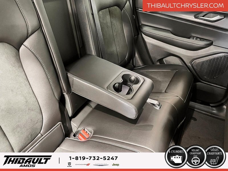 2025 Jeep Grand Cherokee LAREDO ALTITUDE