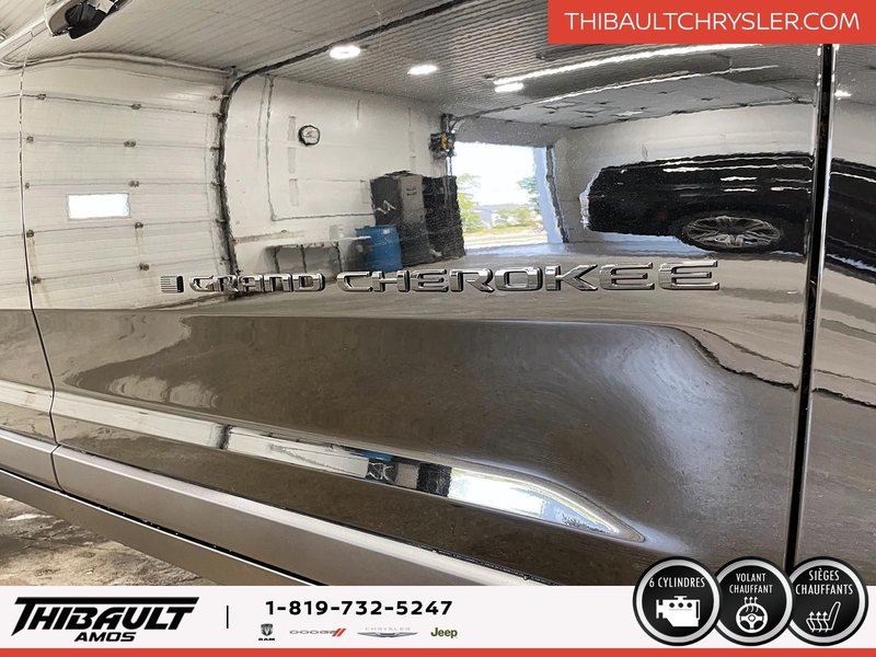 2025 Jeep Grand Cherokee LAREDO ALTITUDE