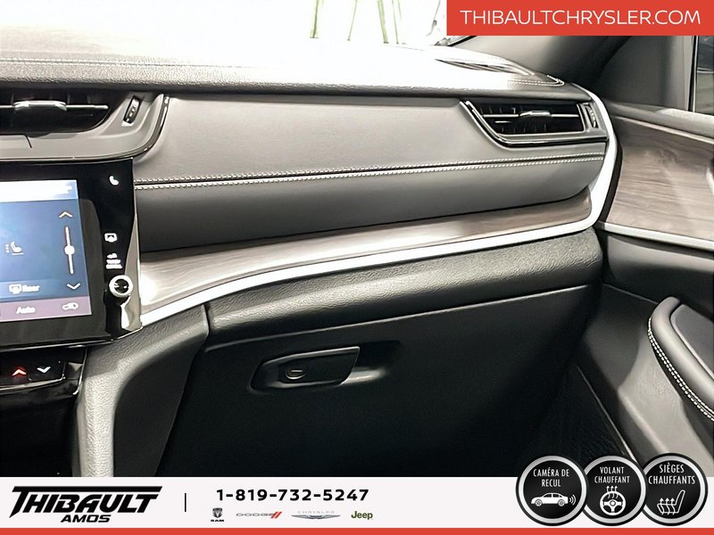 2026 Jeep Grand Cherokee ALTITUDE