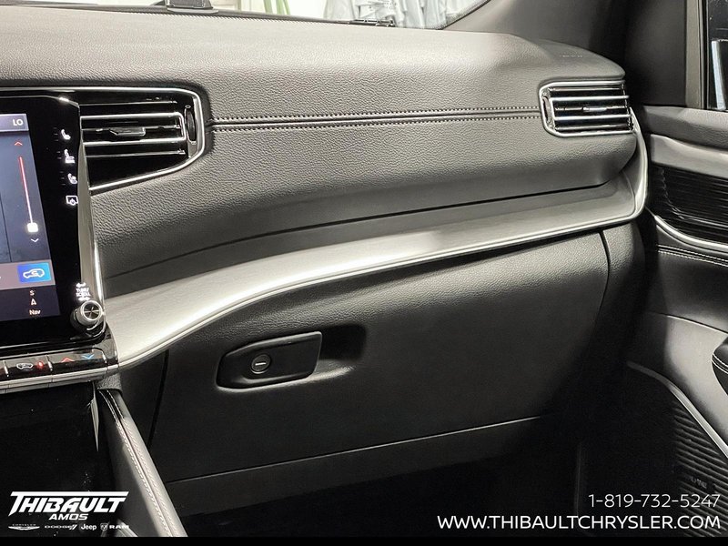 2026 Jeep Grand Wagoneer L BASE