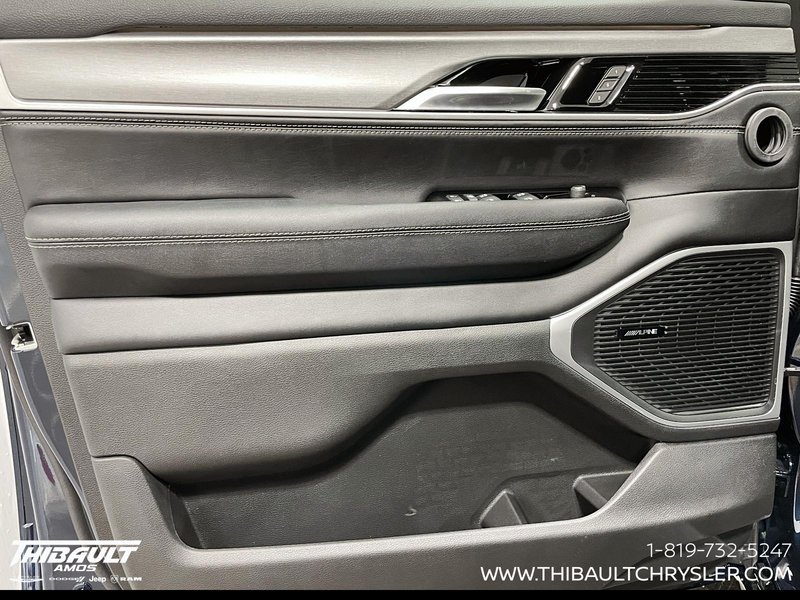 2026 Jeep Grand Wagoneer L BASE