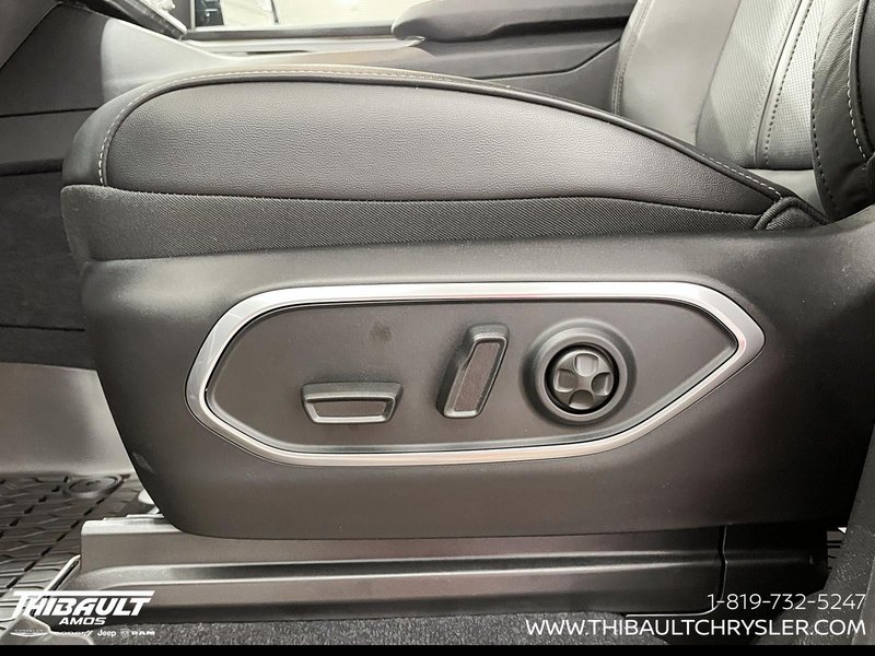 2026 Jeep Grand Wagoneer L BASE
