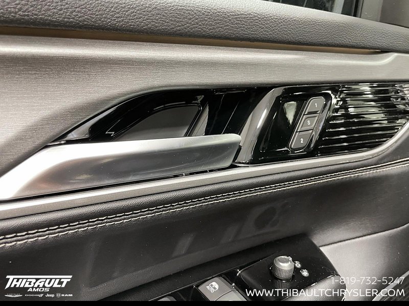 2026 Jeep Grand Wagoneer L BASE