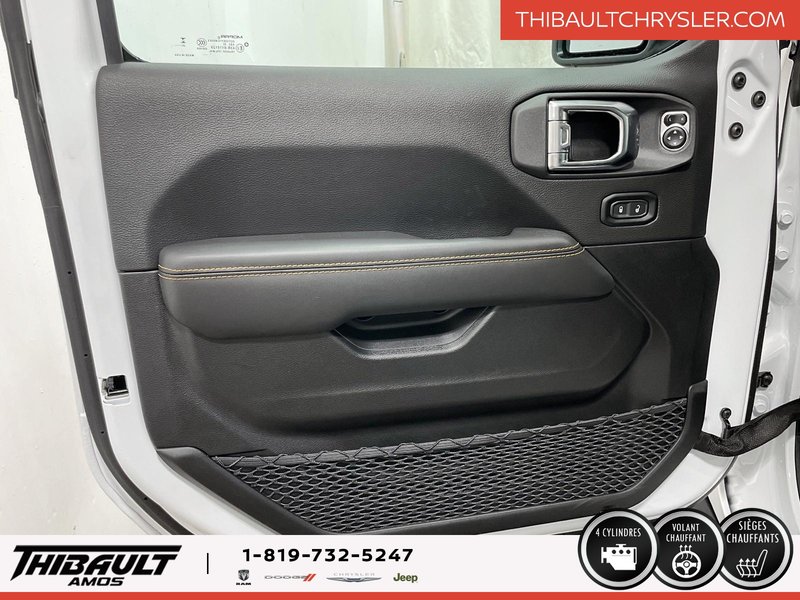 Jeep WRANGLER 4-Door SAHARA 2025