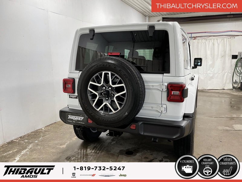 Jeep WRANGLER 4-Door SAHARA 2025