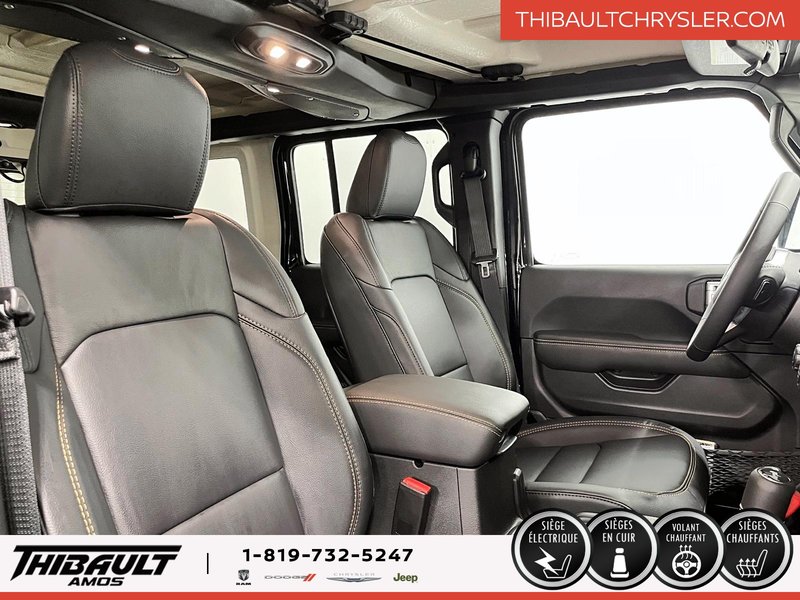 Jeep WRANGLER 4-Door SAHARA 2025
