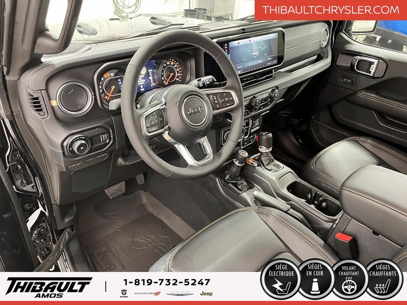 Jeep WRANGLER 4-Door SAHARA 2025