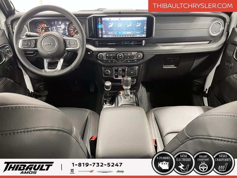 2025 Jeep WRANGLER 4-Door SAHARA