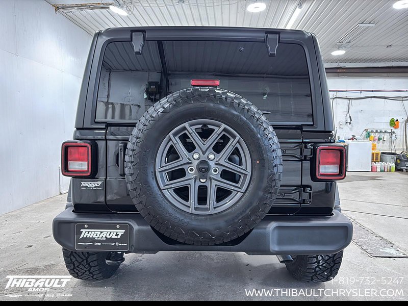 2025 Jeep Wrangler SPORT S