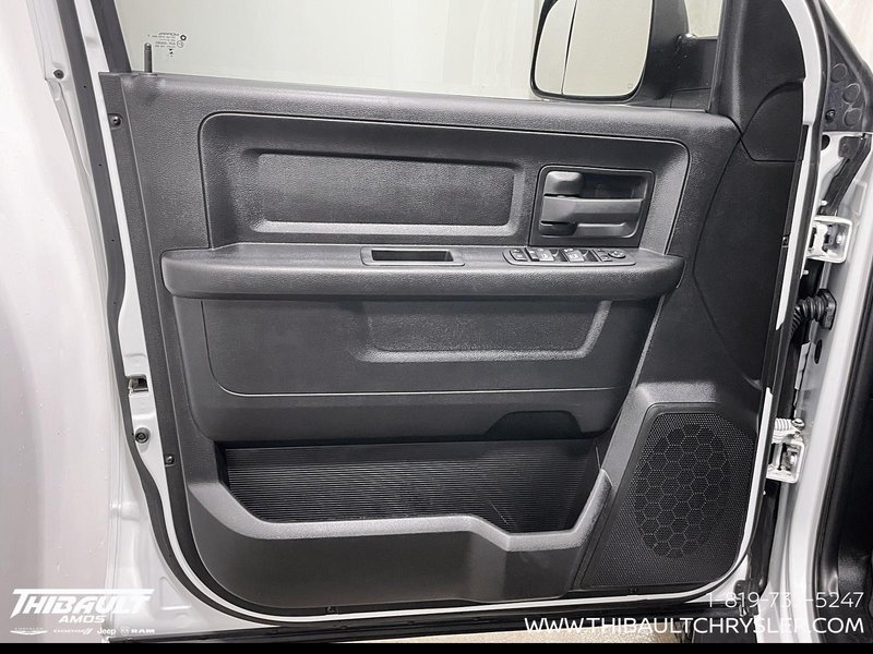 Ram 1500 Classic Express 2023