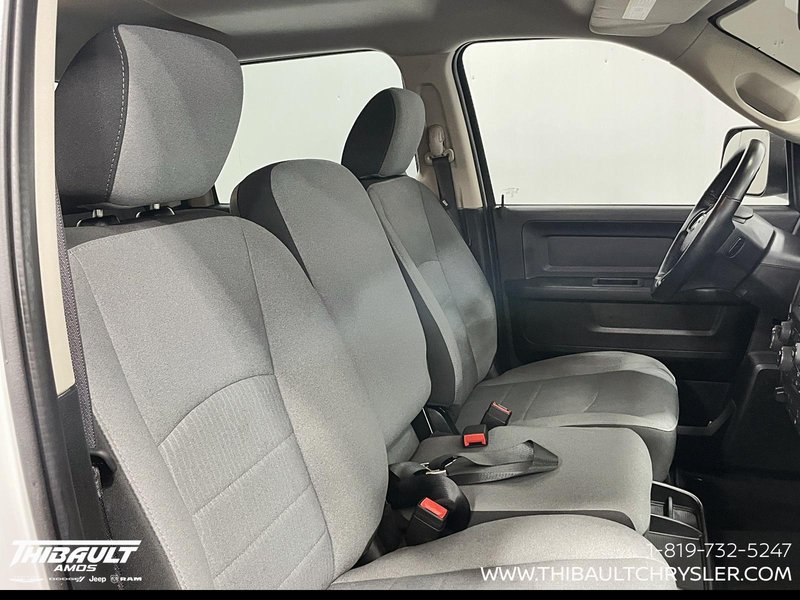 Ram 1500 Classic Express 2023