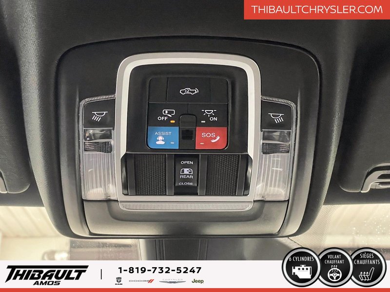 2025 Ram 1500 SPORT