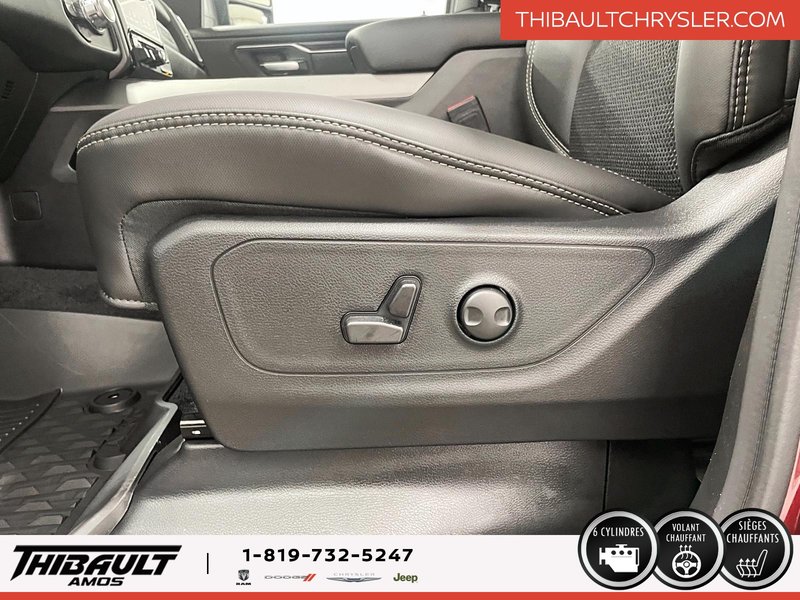 2025 Ram 1500 SPORT