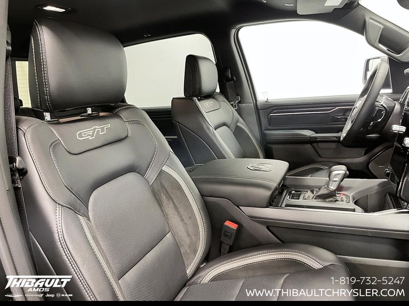 2026 Ram 1500 SPORT