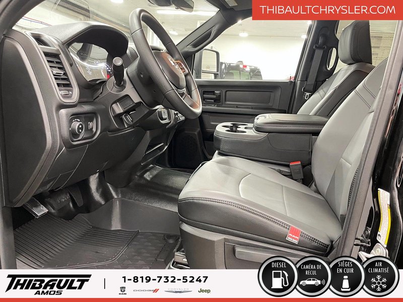 Ram 2500 TRADESMAN 2025