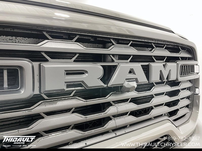 2026 Ram 2500 BLACK EXPRESS