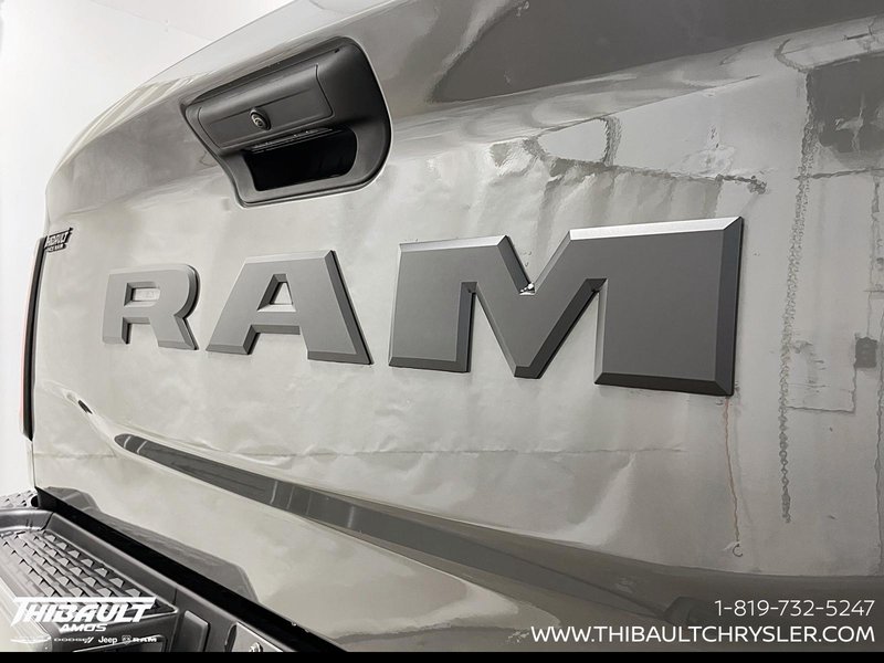 2026 Ram 2500 BLACK EXPRESS