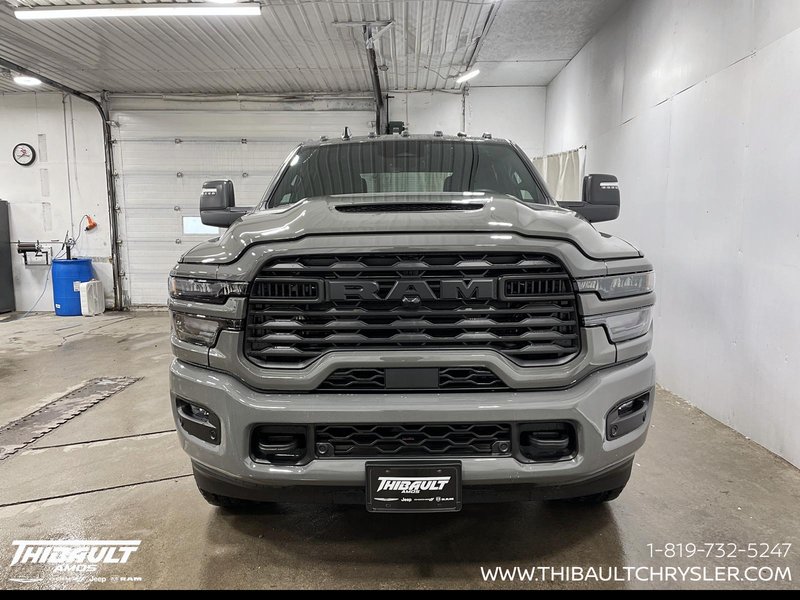 2026 Ram 2500 BLACK EXPRESS