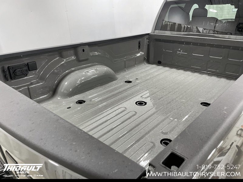 2026 Ram 2500 BLACK EXPRESS