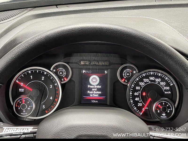 2026 Ram 2500 BLACK EXPRESS
