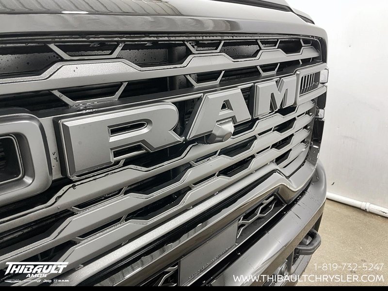 2026 Ram 2500 BLACK EXPRESS