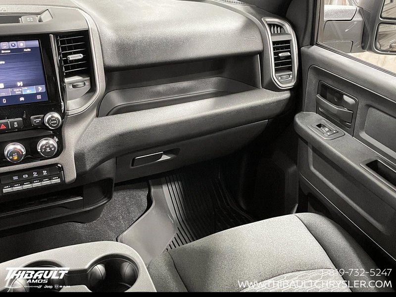 2026 Ram 2500 BLACK EXPRESS