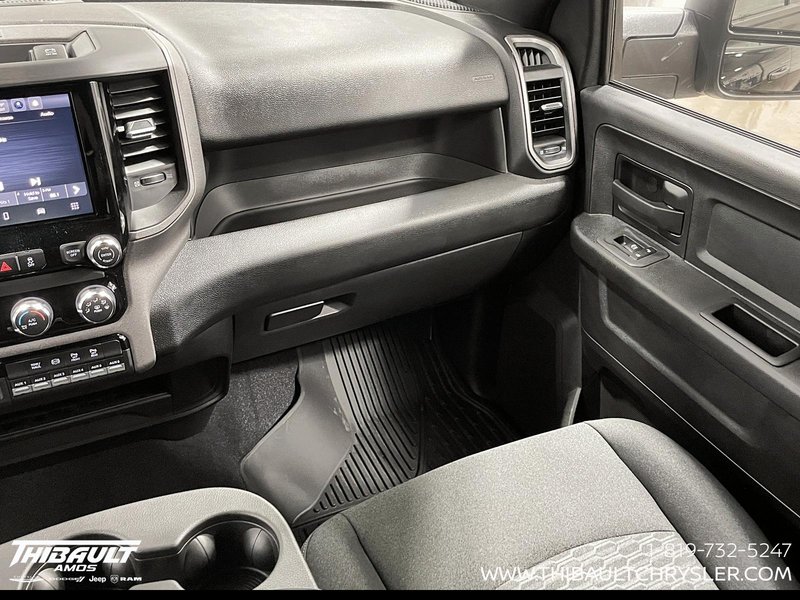 2026 Ram 2500 BLACK EXPRESS
