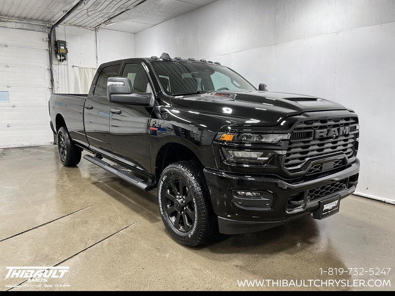 2026 Ram 2500 BLACK EXPRESS