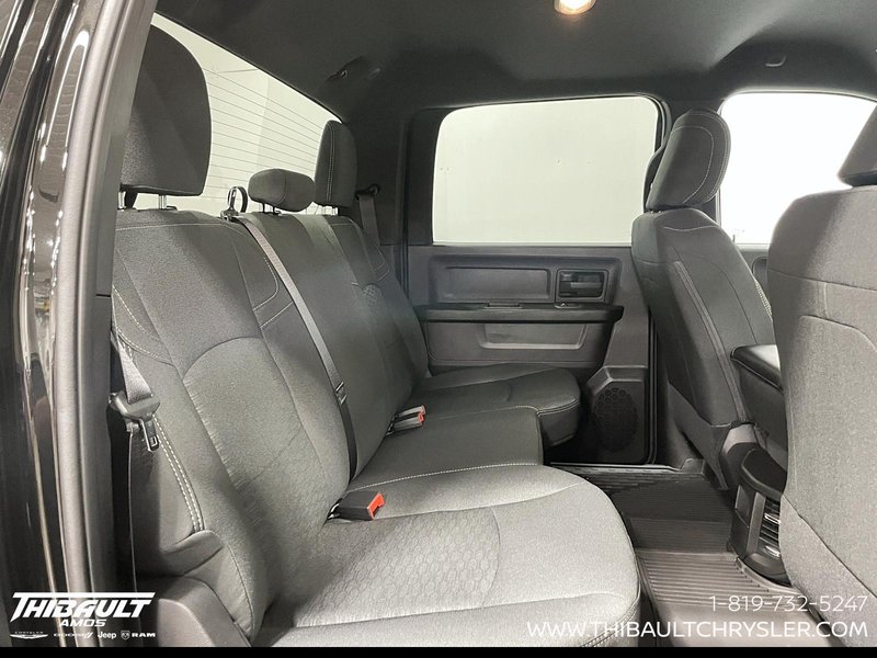 2026 Ram 2500 BLACK EXPRESS