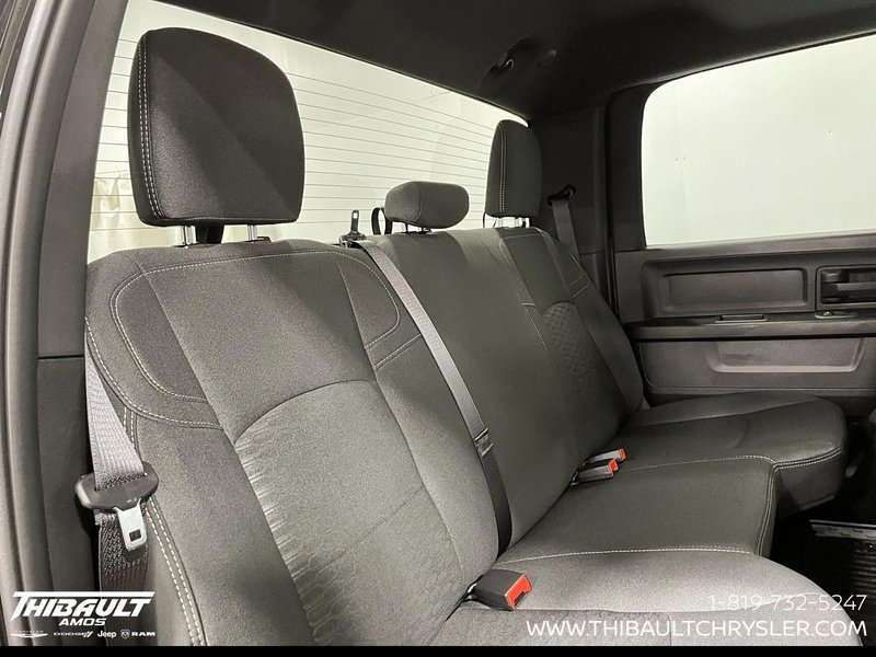 2026 Ram 2500 BLACK EXPRESS