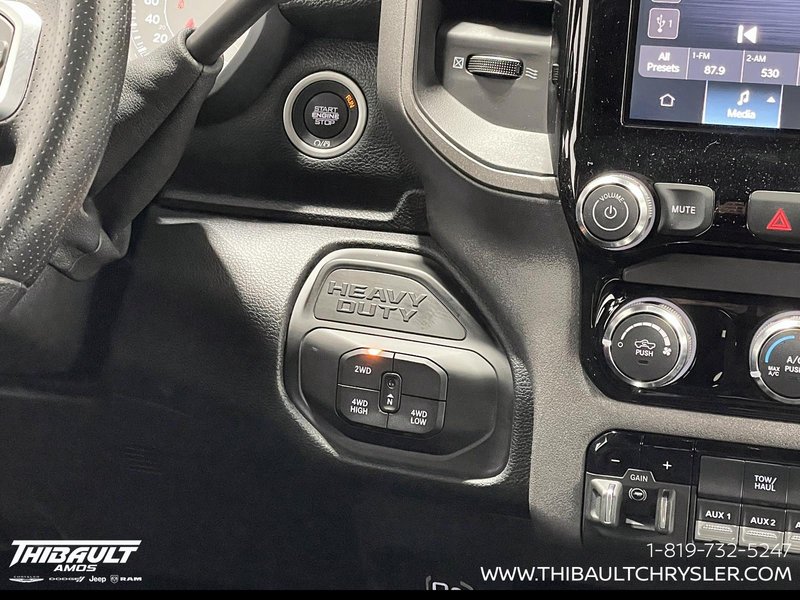 2026 Ram 2500 BLACK EXPRESS