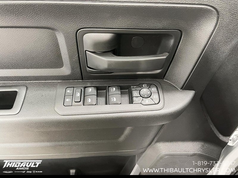 2026 Ram 2500 BLACK EXPRESS