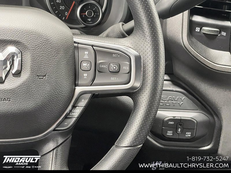 2026 Ram 2500 BLACK EXPRESS