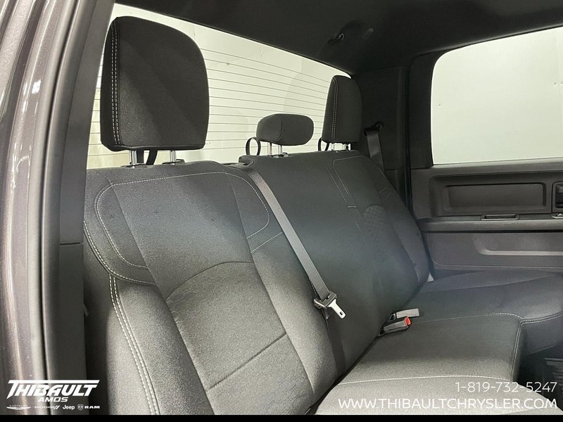 2026 Ram 2500 BLACK EXPRESS