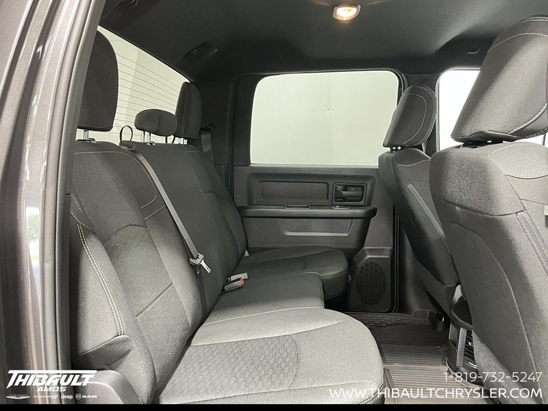 2026 Ram 2500 BLACK EXPRESS