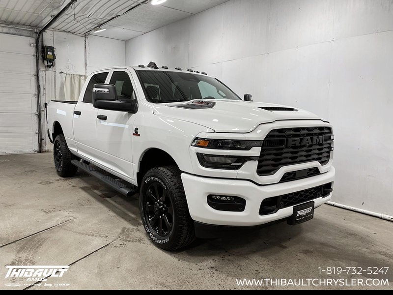 2026 Ram 2500 BLACK EXPRESS