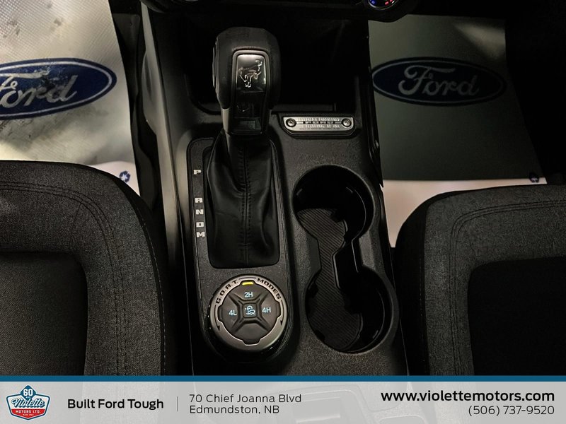 Ford Bronco Base 2023
