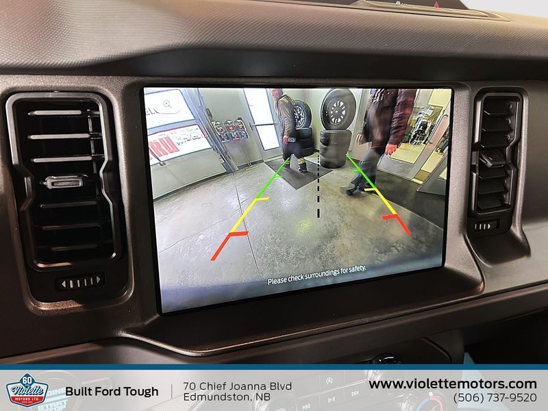 Ford Bronco Base 2025