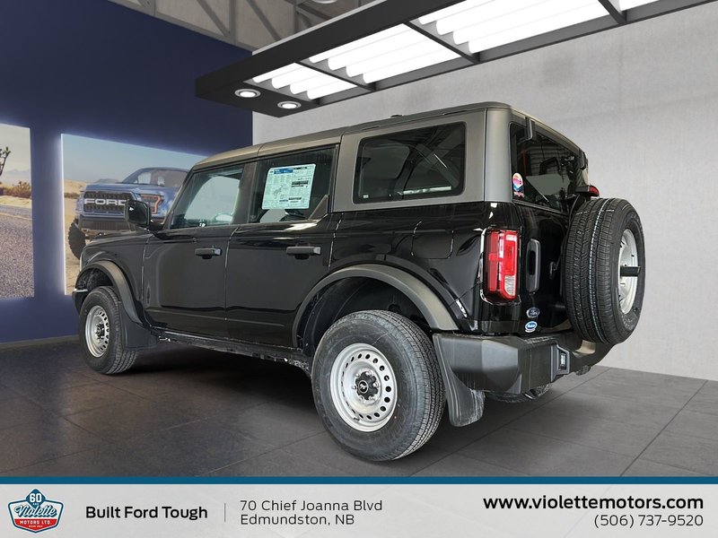 Ford Bronco Base 2025
