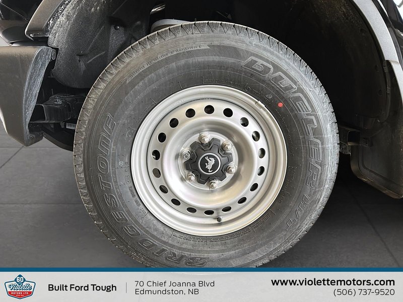 Ford Bronco Base 2025