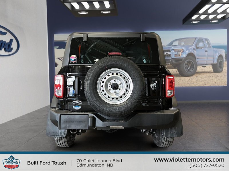 Ford Bronco Base 2025